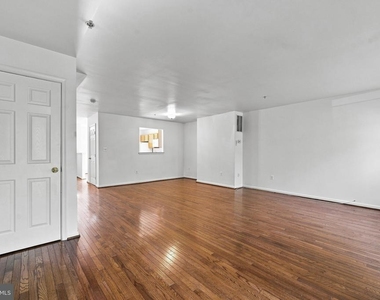387 Cambridge Place - Photo Thumbnail 16