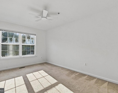 387 Cambridge Place - Photo Thumbnail 27