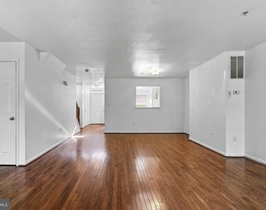 387 Cambridge Place - Photo Thumbnail 17