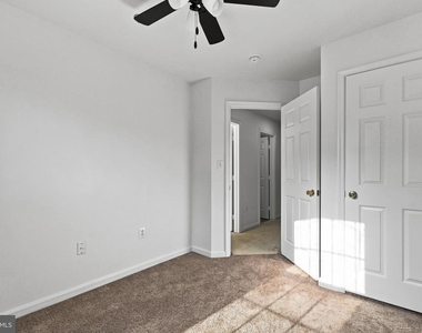 387 Cambridge Place - Photo Thumbnail 22