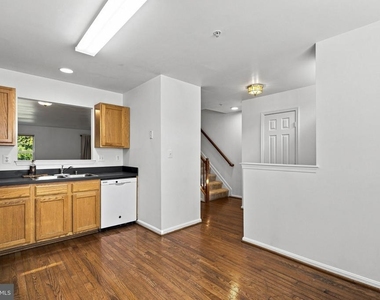 387 Cambridge Place - Photo Thumbnail 6
