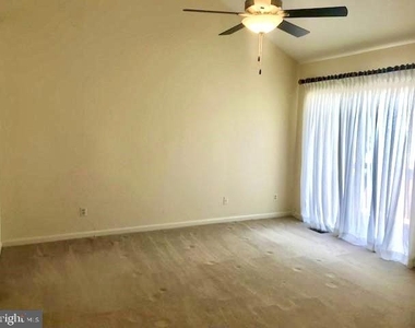 4012 14th Street - Photo Thumbnail 5