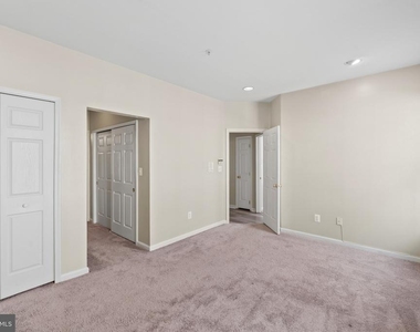 5000 Willow Branch Way - Photo Thumbnail 19