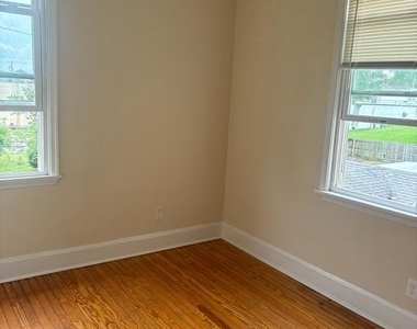 25 Egges Lane - Photo Thumbnail 8