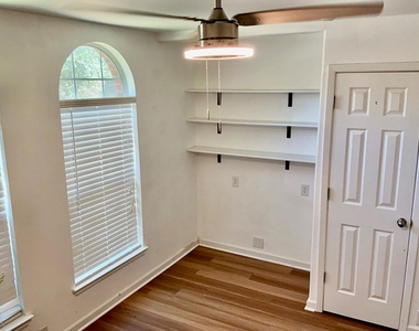 789 Kingfisher Ln - Photo Thumbnail 16