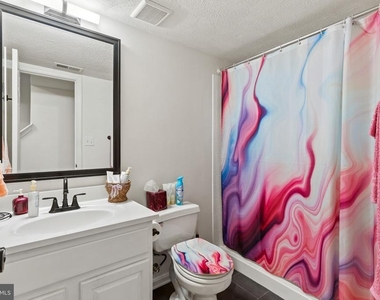 2609 Claybrooke Drive - Photo Thumbnail 23