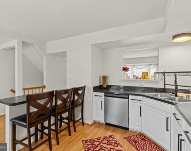 2609 Claybrooke Drive - Photo Thumbnail 8
