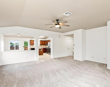 3232 Clinton Pl - Photo Thumbnail 2