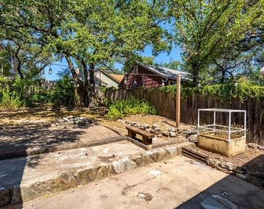 902 Bouldin Ave - Photo Thumbnail 17