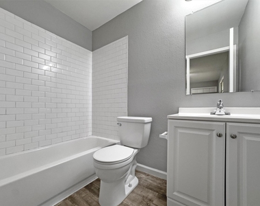 10403 Golden Meadow Dr - Photo Thumbnail 15