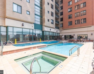 414 Water Street - Photo Thumbnail 18