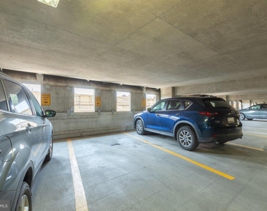 414 Water Street - Photo Thumbnail 14