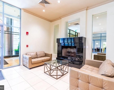 414 Water Street - Photo Thumbnail 15
