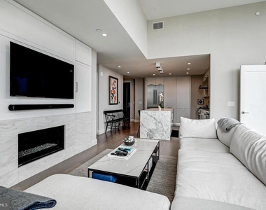 1330 Lancaster Street - Photo Thumbnail 4