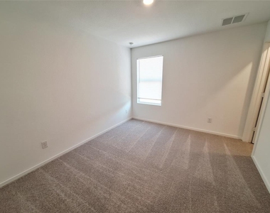 510 Firedance Ct - Photo Thumbnail 17