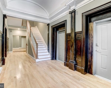 1214 Eutaw Place - Photo Thumbnail 12