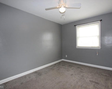 1612 Sherwood Avenue - Photo Thumbnail 15