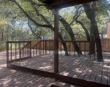 4311 Ganymede Dr - Photo Thumbnail 11