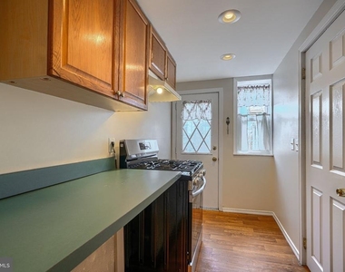 1453 Woodall Street - Photo Thumbnail 10