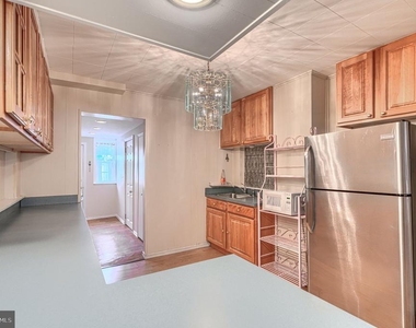 1453 Woodall Street - Photo Thumbnail 6