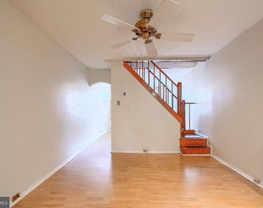 1453 Woodall Street - Photo Thumbnail 5
