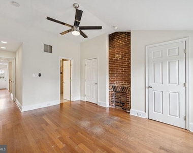 1814 E Pratt Street - Photo Thumbnail 23