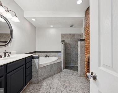 1814 E Pratt Street - Photo Thumbnail 25