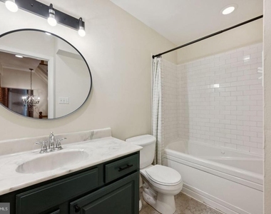 1814 E Pratt Street - Photo Thumbnail 18