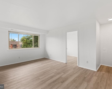 3921 Maine Avenue - Photo Thumbnail 6