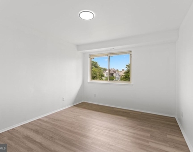 3921 Maine Avenue - Photo Thumbnail 12