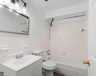 3921 Maine Avenue - Photo Thumbnail 9