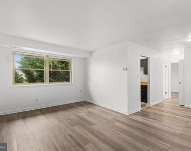 3921 Maine Avenue - Photo Thumbnail 4