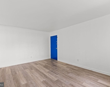 3921 Maine Avenue - Photo Thumbnail 5