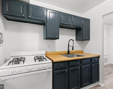 3921 Maine Avenue - Photo Thumbnail 7