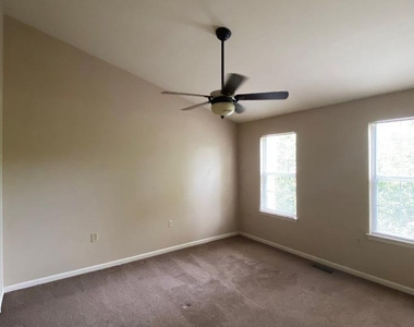 2461 Medford Court - Photo Thumbnail 11