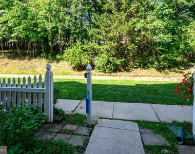 50 Amberstone Court - Photo Thumbnail 1