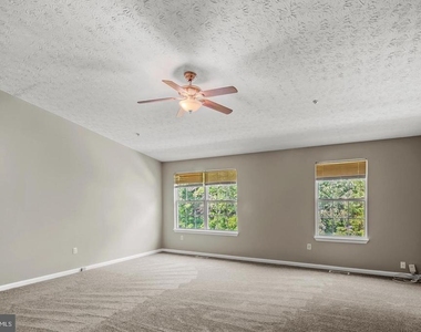50 Amberstone Court - Photo Thumbnail 16