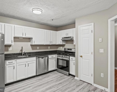 50 Amberstone Court - Photo Thumbnail 9