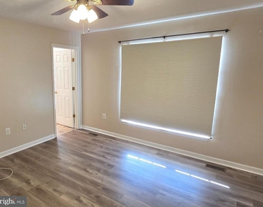 741 Heather Stone Loop - Photo Thumbnail 8