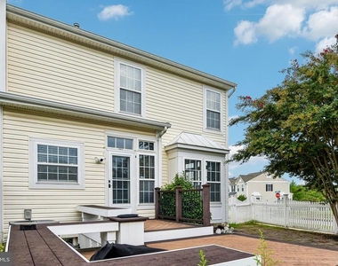 1701 Hayle Drive - Photo Thumbnail 34