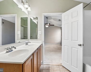 1701 Hayle Drive - Photo Thumbnail 18