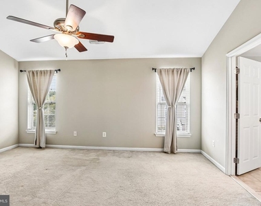 1701 Hayle Drive - Photo Thumbnail 24