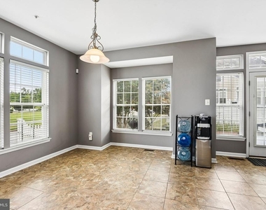 1701 Hayle Drive - Photo Thumbnail 8