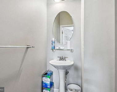 1701 Hayle Drive - Photo Thumbnail 14