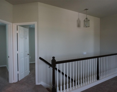 399 Langely - Photo Thumbnail 6