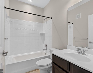 1303 Cheswick Lane - Photo Thumbnail 14