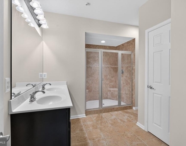 1303 Cheswick Lane - Photo Thumbnail 18