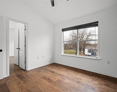 7312 E Ben White Blvd - Photo Thumbnail 23