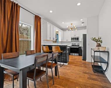 7312 E Ben White Blvd - Photo Thumbnail 8