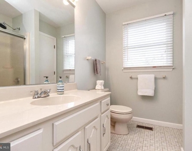 258 Riverside Road - Photo Thumbnail 15